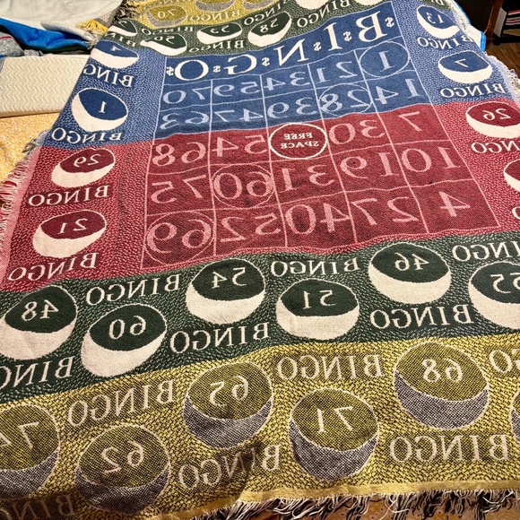Large BINGO Blanket - Picture 4 of 4